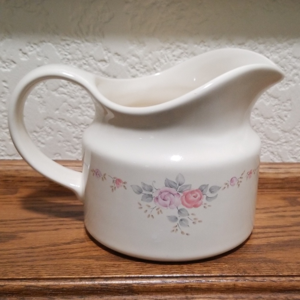 Pfaltzgraff Trousseau Gravy/sauce Boat #436